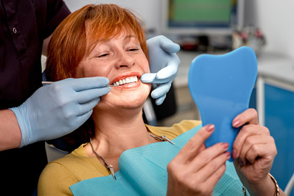 Cockeysville Dentist Placing Dental Implant